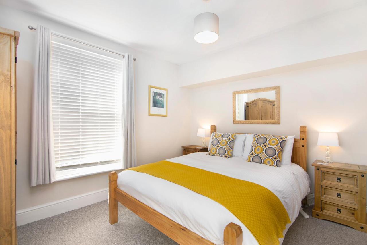 Salt Lane Apartments ซอลส์บรี ภายนอก รูปภาพ