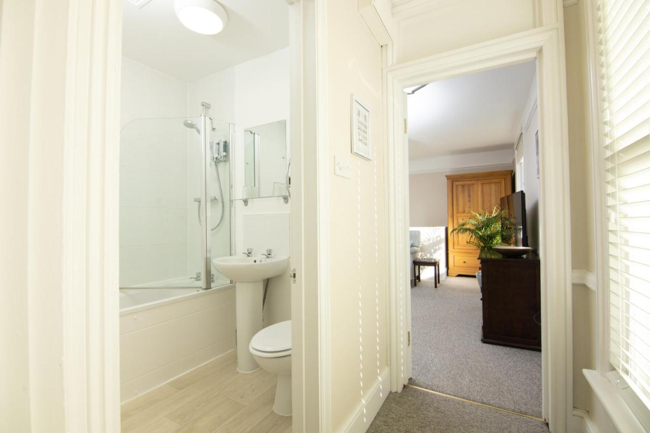 Salt Lane Apartments ซอลส์บรี ภายนอก รูปภาพ